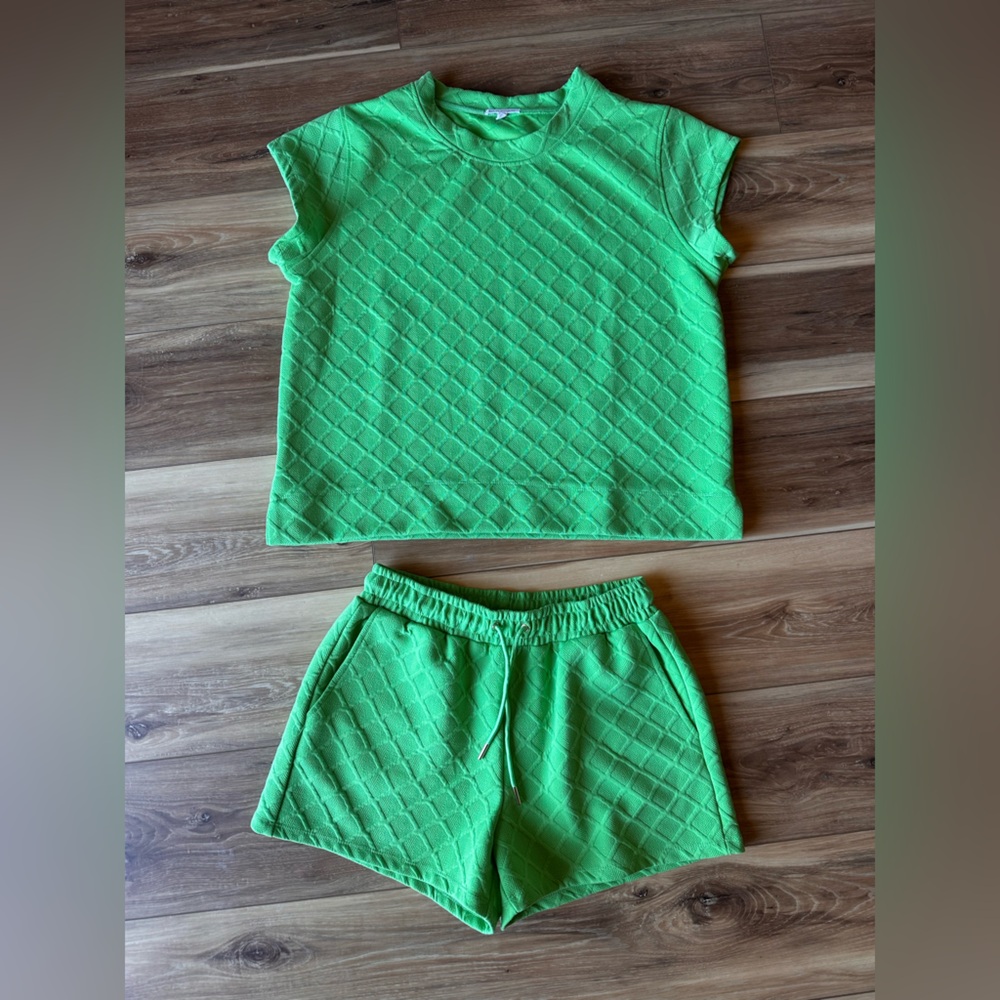 Vibrant Green Quilted Women's Set